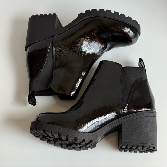 Dirty Laundry Black Patent Chunky Block Heel Chelsea Boots Size M - Picture 6 of 10